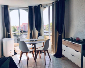 BARCARES Studio cabine Clim Piscine Parking et Vue sur le Lac